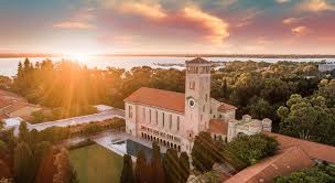 The University of Western Australia (UWA)